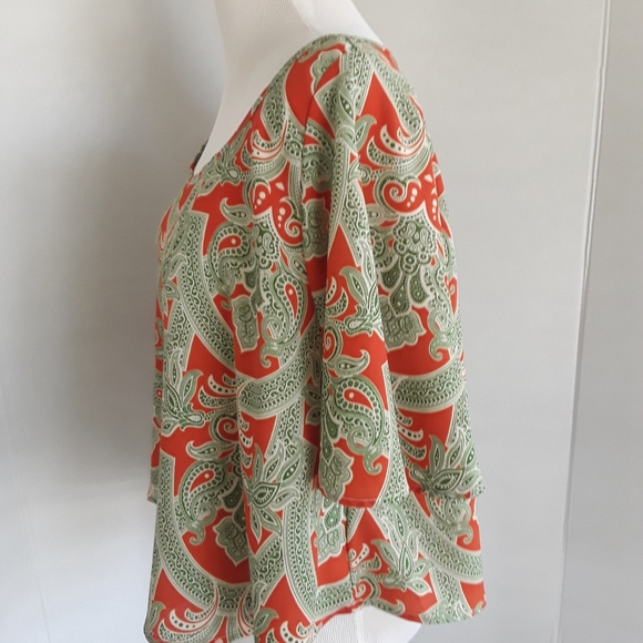 AMBIANCE CROPPED FLARE SCOOP NECK TOP SZ M - Picture 2 of 5